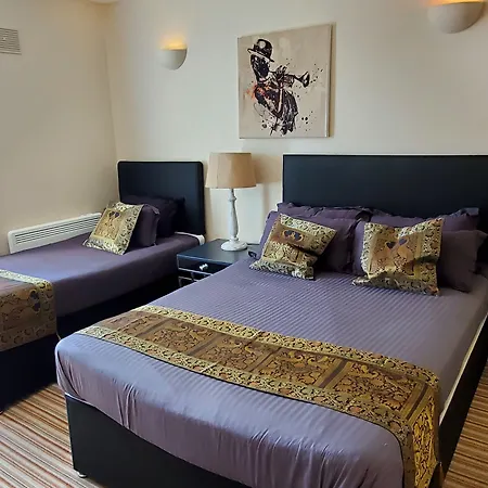 Kgt House فندق مبيت وإفطار