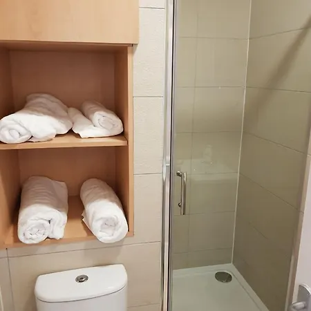 Kgt House فندق مبيت وإفطار