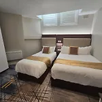 Kgt House 3* Dublin