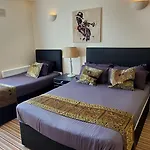 Kgt House Отель типа 