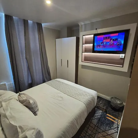 Kgt House 3*
