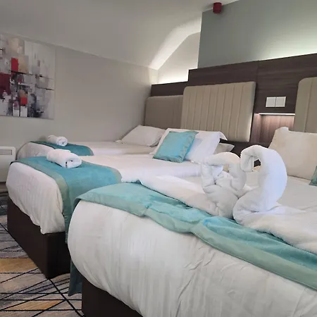 Kgt House 3*