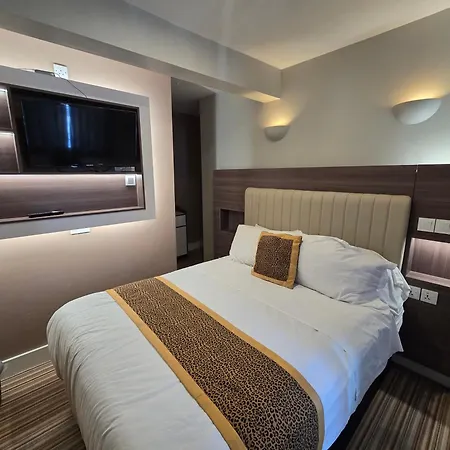 Kgt House Bed & Breakfast 3*